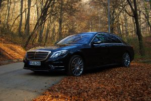 10 Mercedes para Golf Global en Interbrand